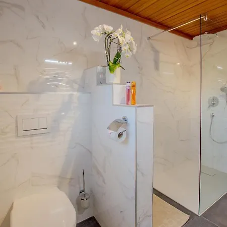 Garten Harmony Apartment Finkenstein am Faaker See