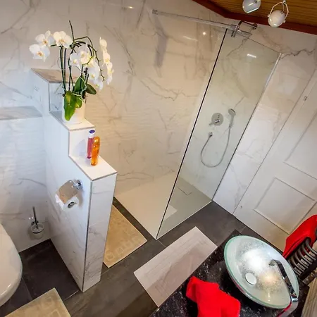 Garten Harmony Apartment *