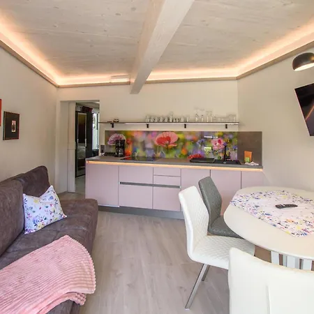 Daire Garten Harmony Finkenstein am Faaker See